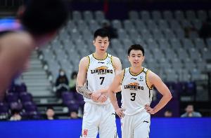 沈阳日报：5连胜&amp;球队状态明显回升 辽篮重燃挺进前四希望