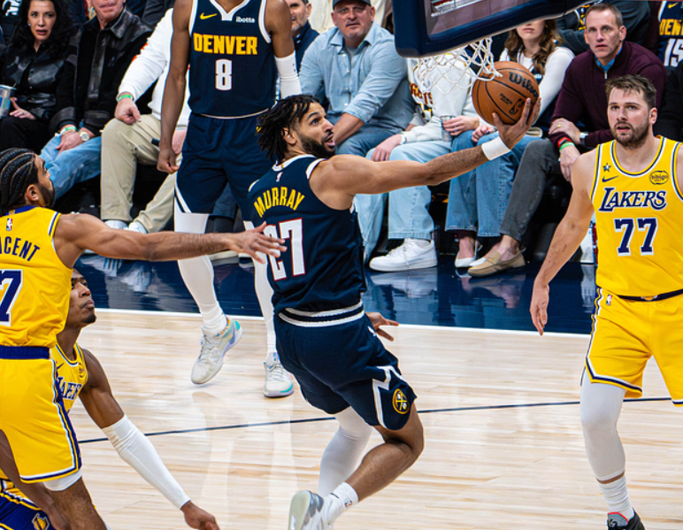 开云网站-成功逆转！东契奇轰38+13+10，湖人击溃残阵掘金，詹姆斯准三双