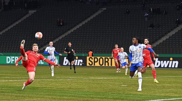 开云登录网址入口-只会吃饭睡觉打拜仁，门兴竟被德乙保级队3球淘汰