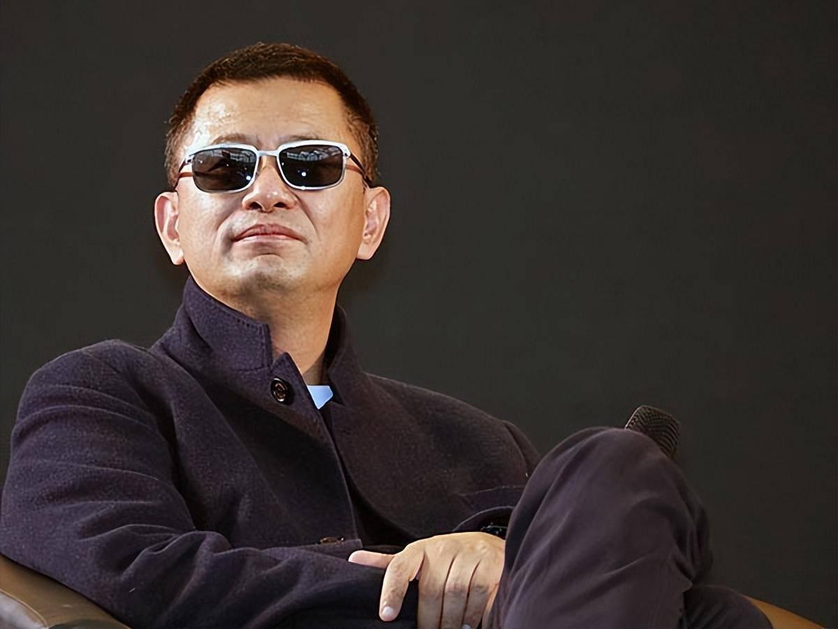 开云网站-陪玩陪睡不够!集体开嫖、舔手指、目无王法,阴暗面彻底藏不住了